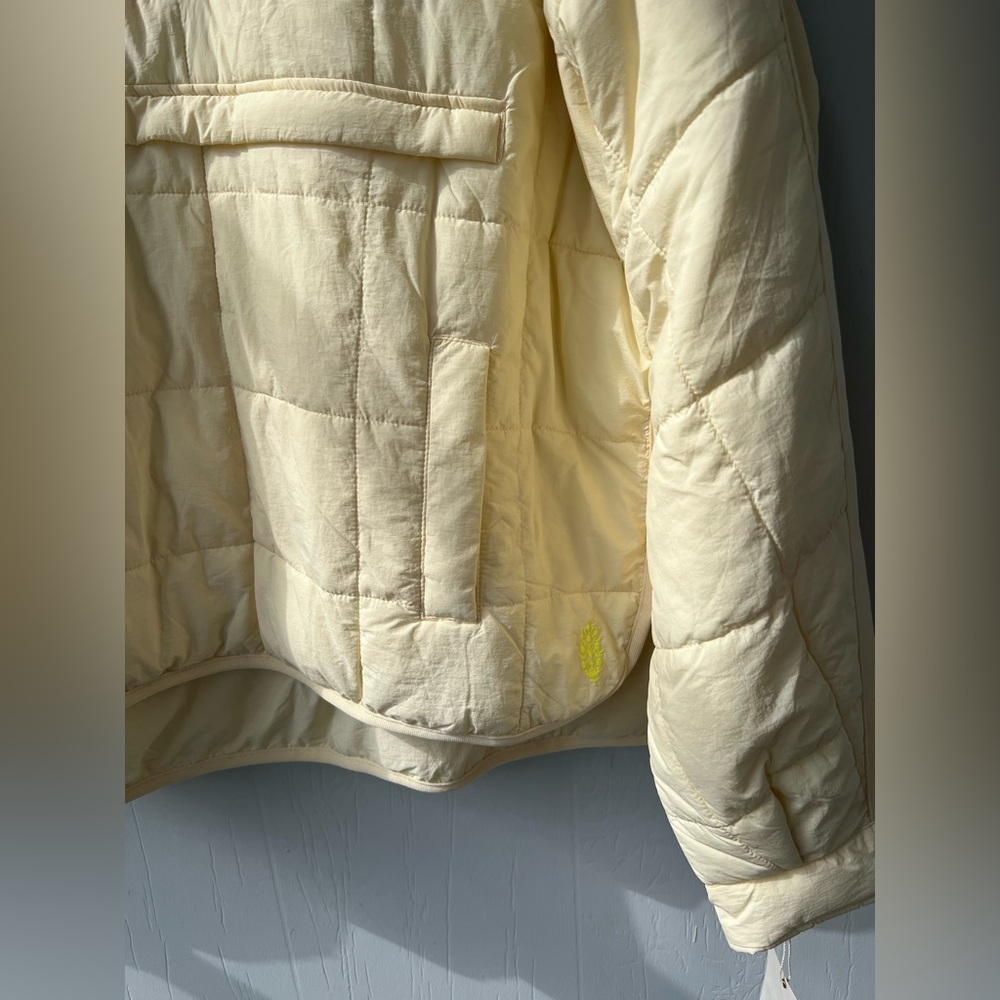 NWT⭐️sold out⭐️ Free People FP Movement Pippa Packable Puffer Pullover (XS) - Picture 8 of 16